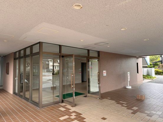 83.58 sqm 3LDK Apartment for Sale in Akashi, Hyogo - Thumbnail 2