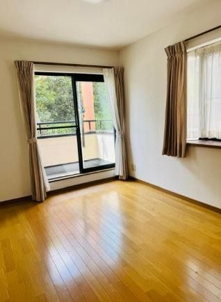 3LDK House for Sale in Otsu, Shiga Near Minami-Shiga Station - Thumbnail 4