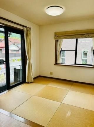 3LDK House for Sale in Otsu, Shiga Near Minami-Shiga Station - Thumbnail 3