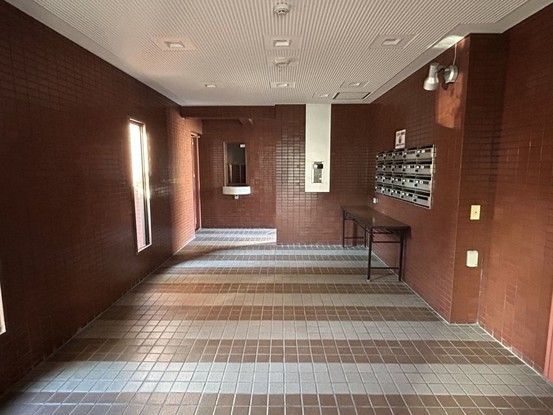 Renovated 3DK Apartment in Hiroshima Higashi Ward - Thumbnail 3