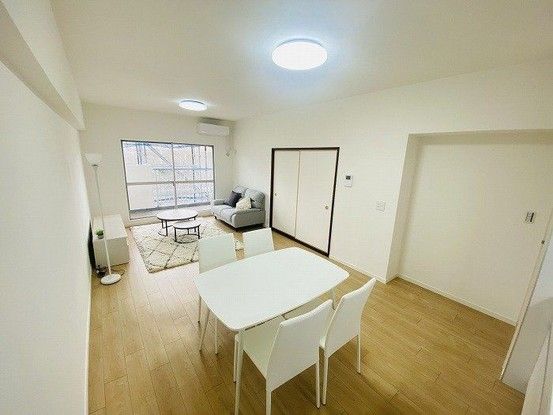 Renovated 3LDK Apartment for Sale in Handa, Aichi - Thumbnail 4