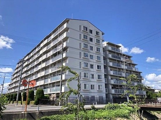 Altipuraza Yasu 3LDK Apartment for Sale in Yasu, Shiga - Thumbnail 2
