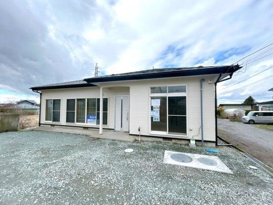 Renovated 4LDK Single-Story House in Gonohe, Aomori - Thumbnail 3