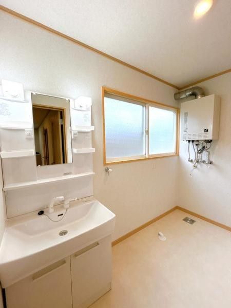 Renovated 4LDK Single-Story House in Gonohe, Aomori - Thumbnail 4