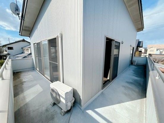 Renovated 3LDK Detached House for Sale in Mibu, Tochigi - Thumbnail 3