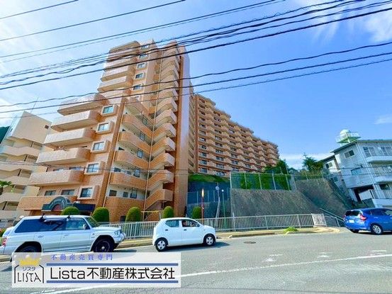 2LDK Apartment for Sale in Nagasaki City - 83.4 sqm - Image 1