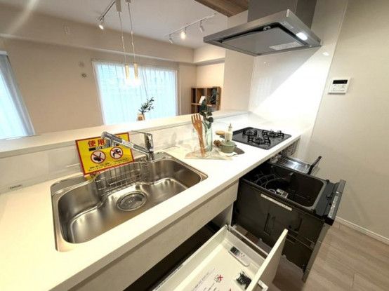 3LDK Apartment for Sale in Tsurumi Ward, Osaka - Thumbnail 4