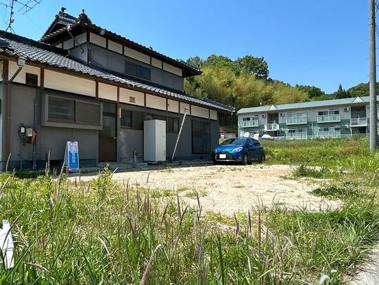 4LDK Renovated House in Tsuyama, Okayama with 326 sqm Land - Thumbnail 3