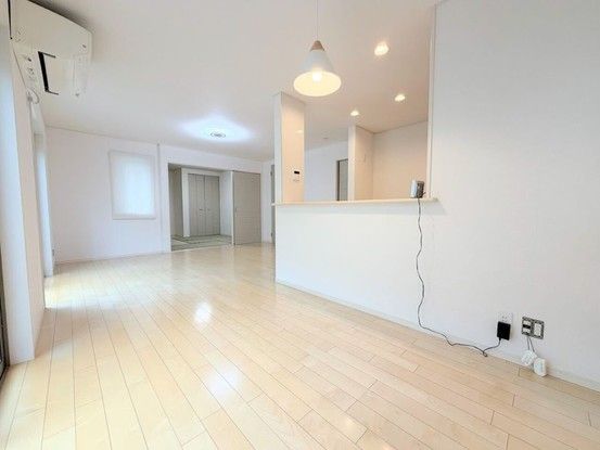 Renovated 4LDK House for Sale in Iruma City, Saitama - Thumbnail 3