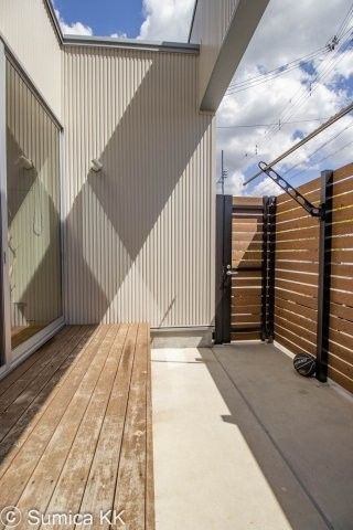 3SLDK House for Sale in Kinokawa City, Wakayama - 113.54 sqm - Thumbnail 2