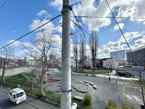 Renovated 3LDK Apartment for Sale in Shiroishi Ward, Sapporo - Thumbnail 2
