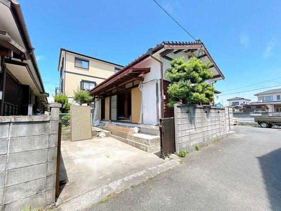 Renovated 2LDK House in Omuta City, Fukuoka - Thumbnail 2