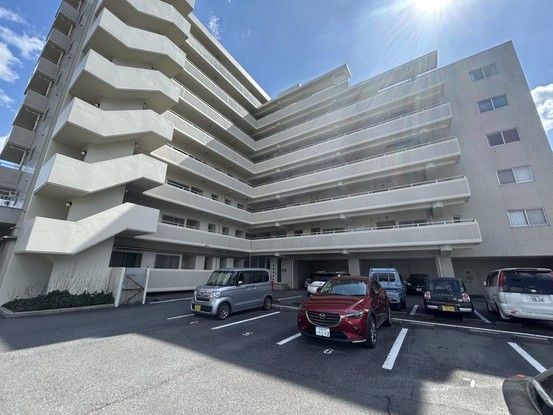 3LDK Apartment for Sale in Hatsukaichi, Hiroshima - Thumbnail 2
