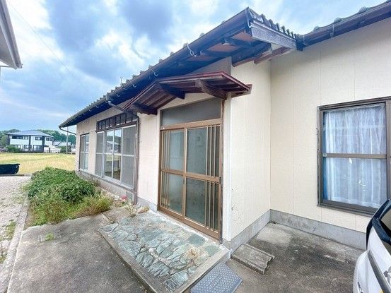 Used 5DK House in Imari City, Saga Prefecture - 101 sqm - Thumbnail 3