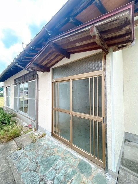 Used 5DK House in Imari City, Saga Prefecture - 101 sqm - Thumbnail 4