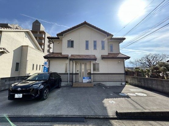 Renovated 4LDK House for Sale in Niihama, Ehime - Thumbnail 2