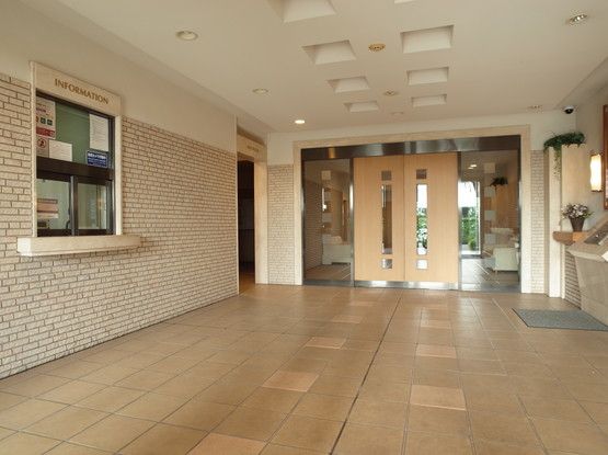 Spacious 3LDK Apartment for Sale in Miyazaki City with River Views - Thumbnail 2