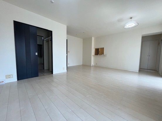 Le Cinq Kagoshima Chuo 1LDK Apartment for Sale in Kagoshima - Thumbnail 4