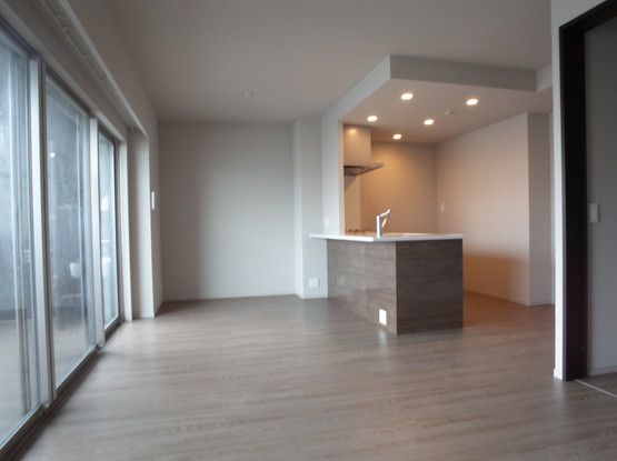 3LDK Apartment in Miyazaki City – 70.55m², 2023 Build - Thumbnail 4