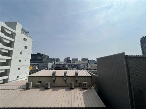 3LDK Apartment for Sale in Chuo-ku, Kobe - Thumbnail 2