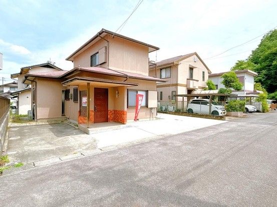 Renovated 3SLDK House in Kani City, Gifu for Sale - Thumbnail 2