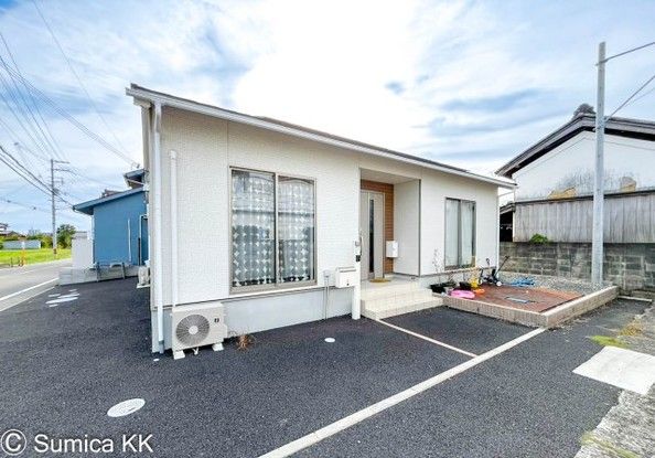 3LDK Modern House for Sale in Wakayama City - Thumbnail 2