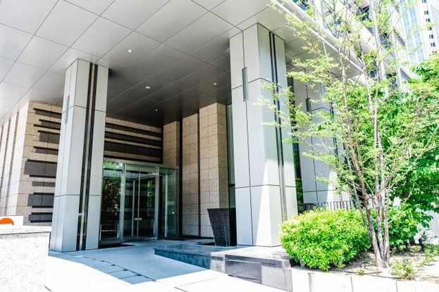 Luxury 2LDK Apartment for Sale in Dojima, Osaka - Thumbnail 4
