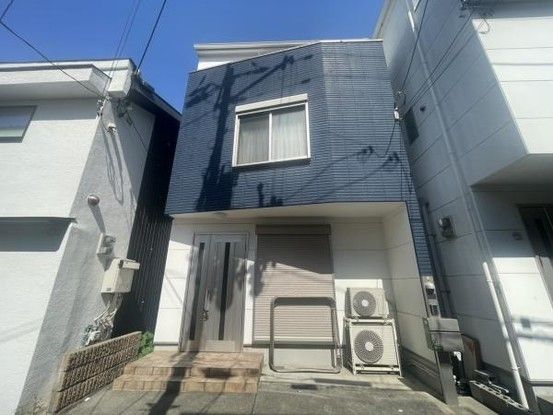 4LDK Detached House for Sale near Tsuruhashi Station, Osaka - Thumbnail 2