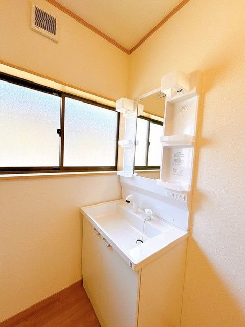 Renovated 4LDK House for Sale in Yamanobe, Yamagata - Thumbnail 4