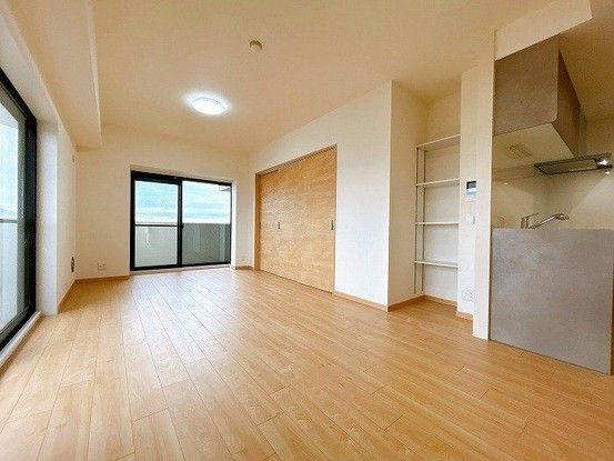Renovated 3LDK Apartment for Sale in Minami-ku, Okayama - Thumbnail 4