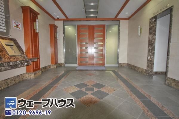 Renovated 2SLDK Apartment Near Tamachi Station in Okayama - Thumbnail 4