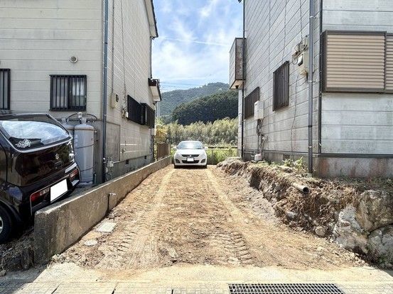 2SLDK Steel-Frame House in Nihōkawa Village, Kōchi - Thumbnail 4