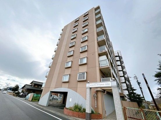 Renovated 3SLDK Apartment in Ichinomiya, Aichi Prefecture - Image 1