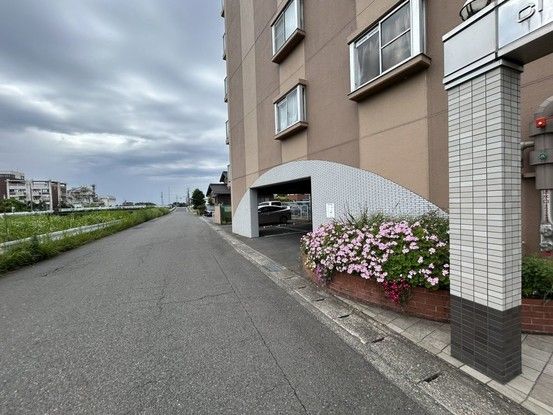 Renovated 3SLDK Apartment in Ichinomiya, Aichi Prefecture - Thumbnail 3