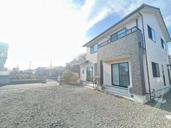 Renovated 4LDK House with Large Garden in Higashimatsushima - Thumbnail 4