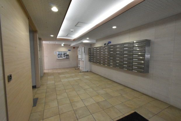 2SLDK Apartment for Sale in Makomanai, Sapporo | 79.76 sqm - Thumbnail 4