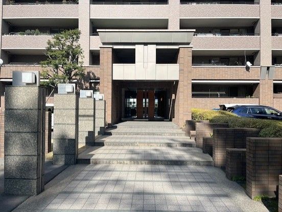 3LDK Apartment for Sale in Kagoshima City, Tenpozan-cho - Thumbnail 2