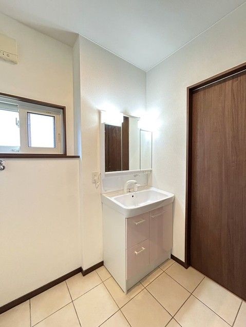4LDK Detached House for Sale in Murasakino, Kitakami, Iwate - Thumbnail 3
