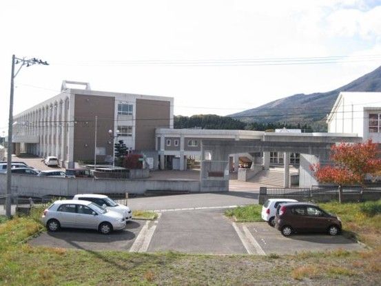 Renovated 4SLDK Detached House for Sale in Mutsu, Aomori - Thumbnail 3