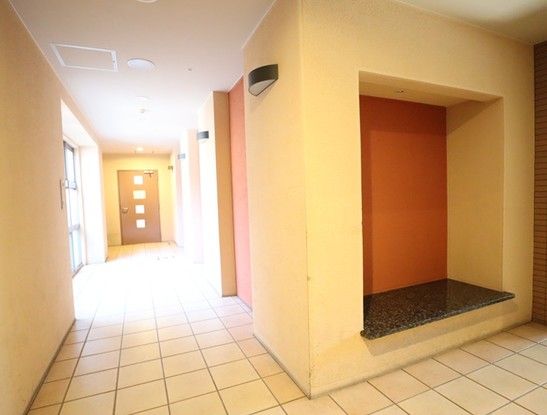 3LDK Apartment in Fukushima-ku, Osaka - 73 sqm - Thumbnail 2