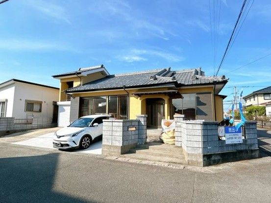 Renovated 4LDK House in Mimata-cho, Miyazaki - Thumbnail 2