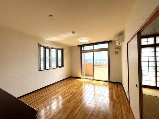 3LDK Apartment for Sale in Ritto City, Shiga Prefecture - Thumbnail 3