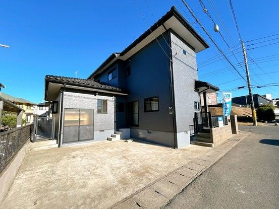 Renovated 3LDK House in Ryugasaki, Ibaraki 143 sqm - Thumbnail 2