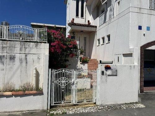 4SLDK RC House in Okinawa City - 227.93 sqm - Thumbnail 2