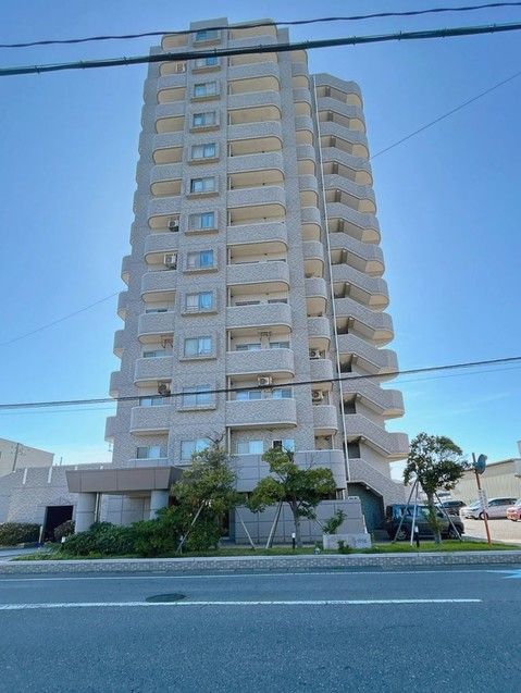 3LDK Apartment for Sale in Chuo-ku, Niigata City - Image 1