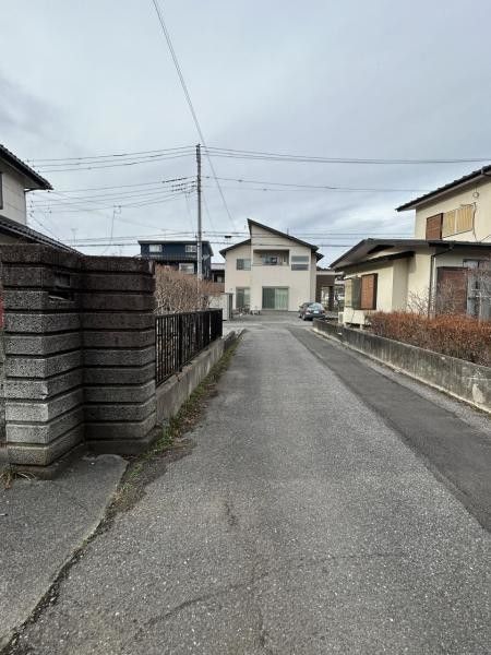 3LDK Detached House for Sale in Kanuma, Tochigi - Thumbnail 2