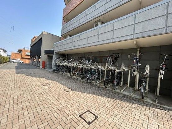 Renovated 2LDK Apartment for Sale in Niigata City's Chuo Ward - Thumbnail 2