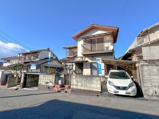 Renovated 5LDK Detached House in Asakuchi, Okayama - Thumbnail 2