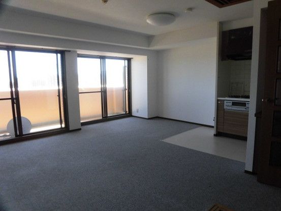 3LDK Apartment for Sale in Kochi City, Kochi Prefecture - Thumbnail 3