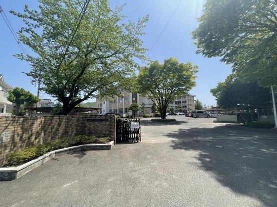 Renovated 5LDK House Near Minami-Fukushima Station, Fukushima - Thumbnail 2